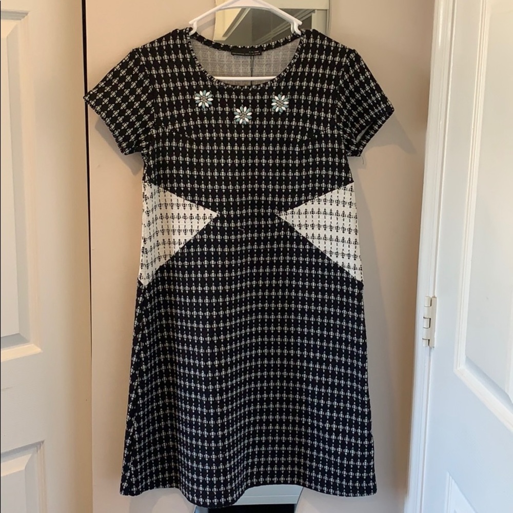 Black Patter Dress - Picture 2 of 7